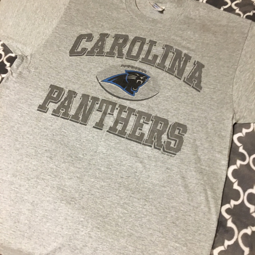 ***price drop***Graphic tee